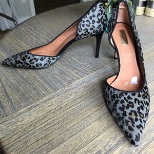Halogen calf hair leopard heels